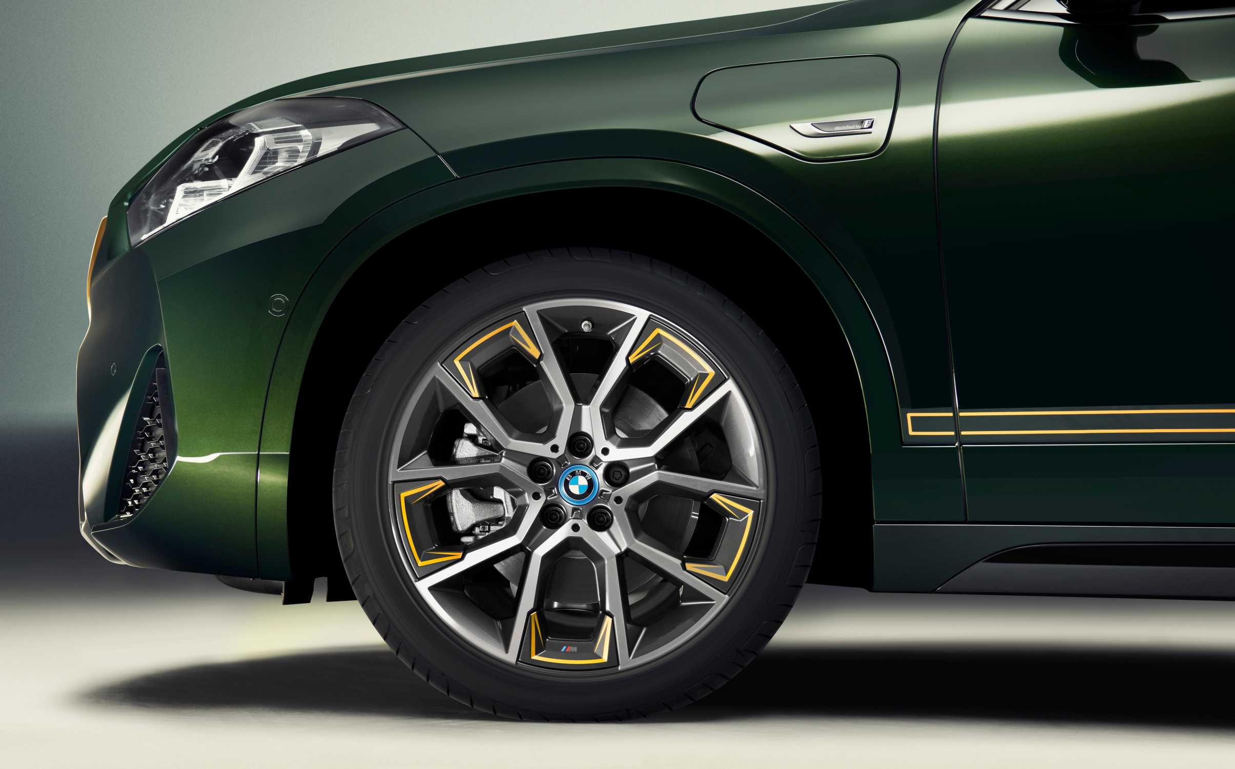 The 2023 BMW X2 Edition GoldPlay