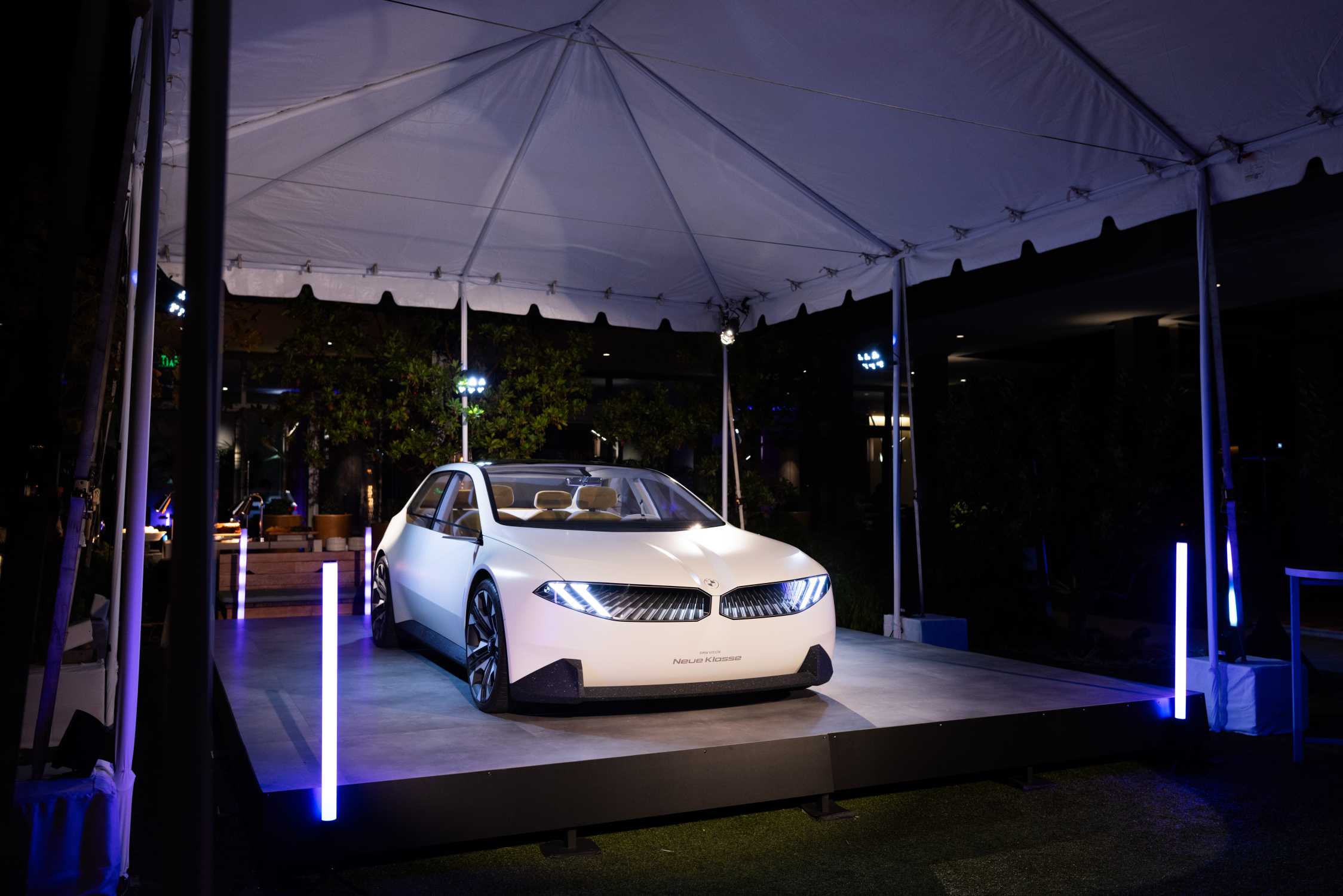 BMW Group Technology Office USA Celebrates 25 Years in Silicon Valley with the North American Debut of the BMW Vision Neue Klasse Concept.
